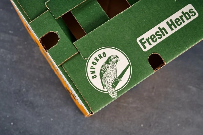 Коробки для вещей - купить в гардеробную картонные ящики в Москве  фото