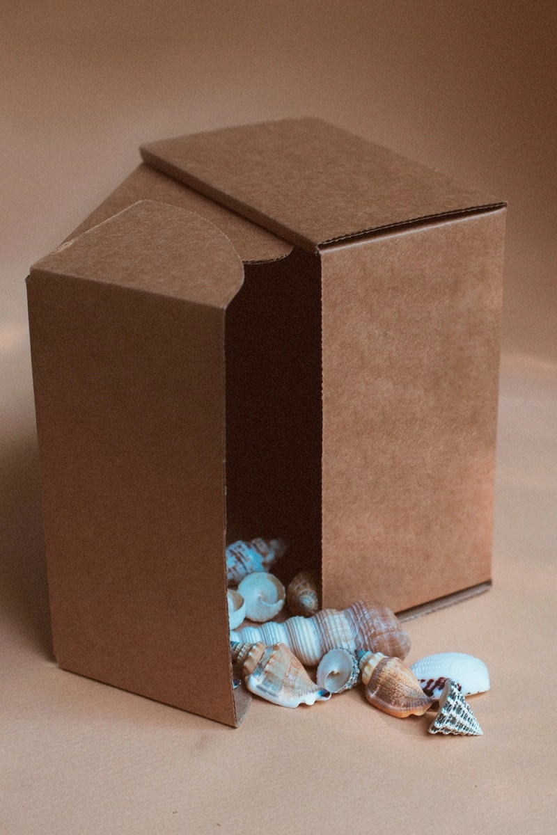 Коробка для алкоголя: упаковку для спиртных напитков купить в Москве фото