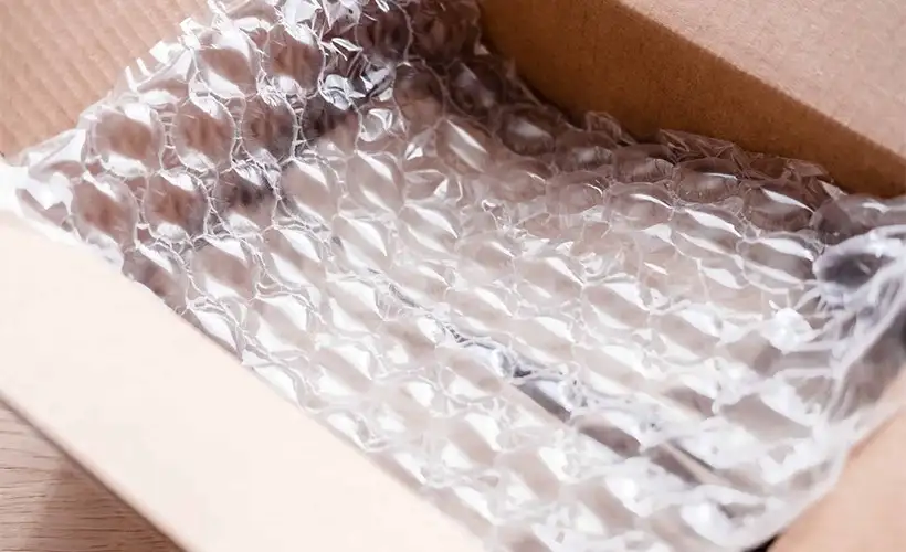 Пузырчатая пленка для защиты хрупких грузов: лучшие практики