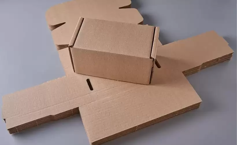 kak-pravilno-skladyvat-i-khranit-samosbornye-korobki (1).png