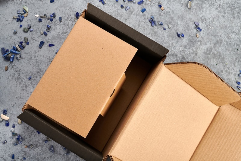 Коробка для алкоголя: упаковку для спиртных напитков купить в Москве фото