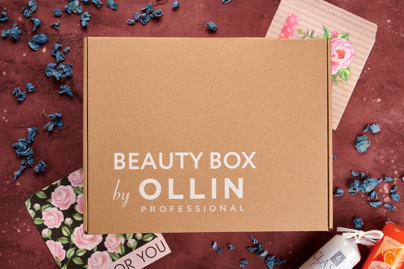 Самосборная картонная коробка для косметического бренда