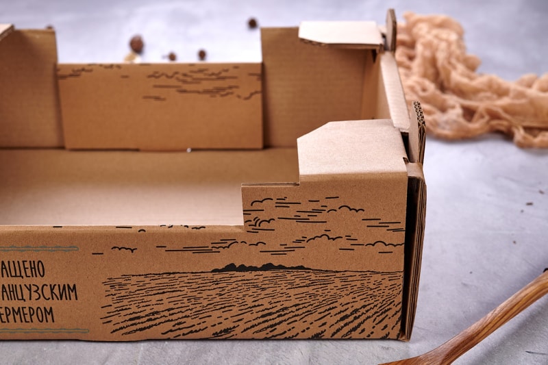 Коробки для вещей - купить в гардеробную картонные ящики в Москве  фото